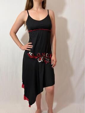 Black Asymmetrical Red Paisley Sequin Embellished Vintage Midi Dress